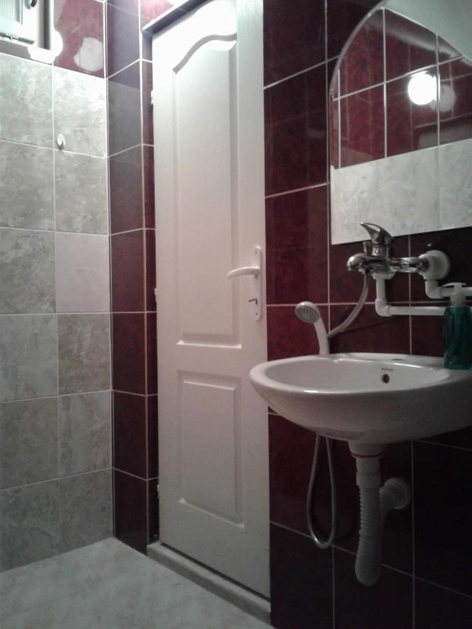 Privatan Smestaj Knjazevac 外观 照片