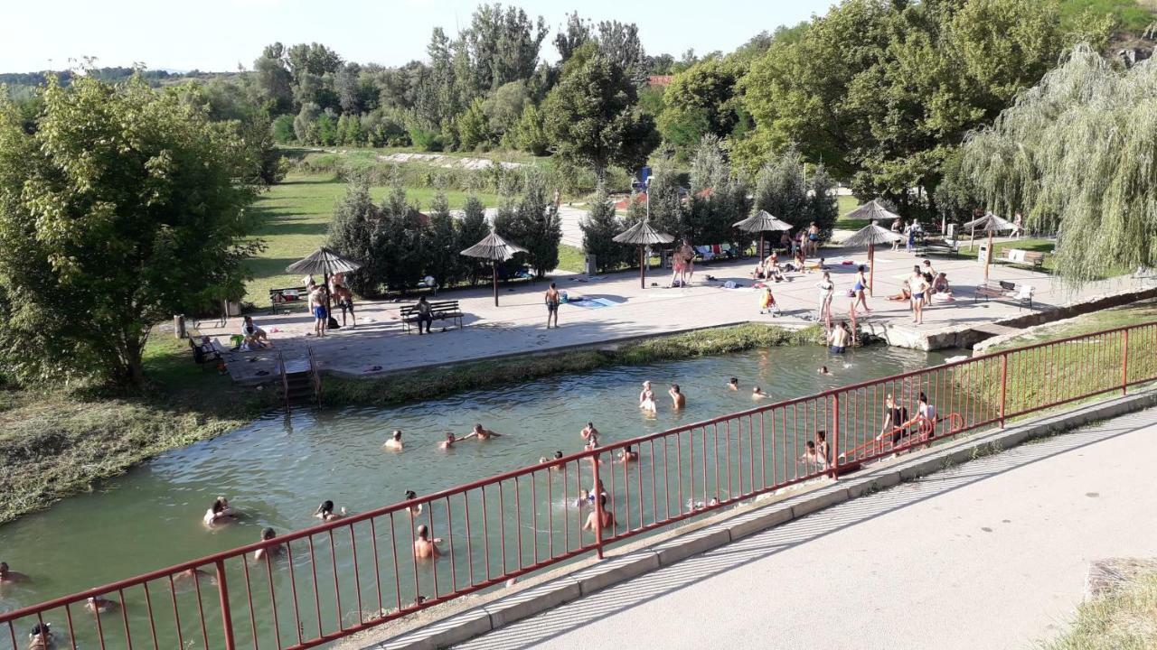 Privatan Smestaj Knjazevac 外观 照片